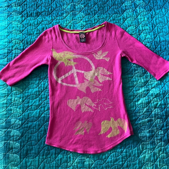Lucky Brand Tops - Lucky Brand Hot Pink Peace Mid-length Sleeve Shirt- Size Small